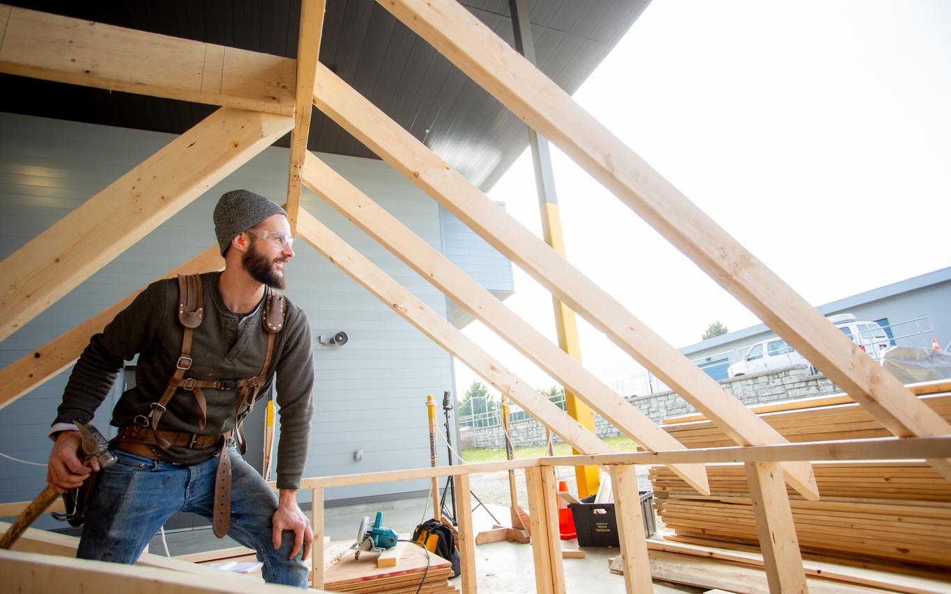 VIU carpentry apprenticeship training